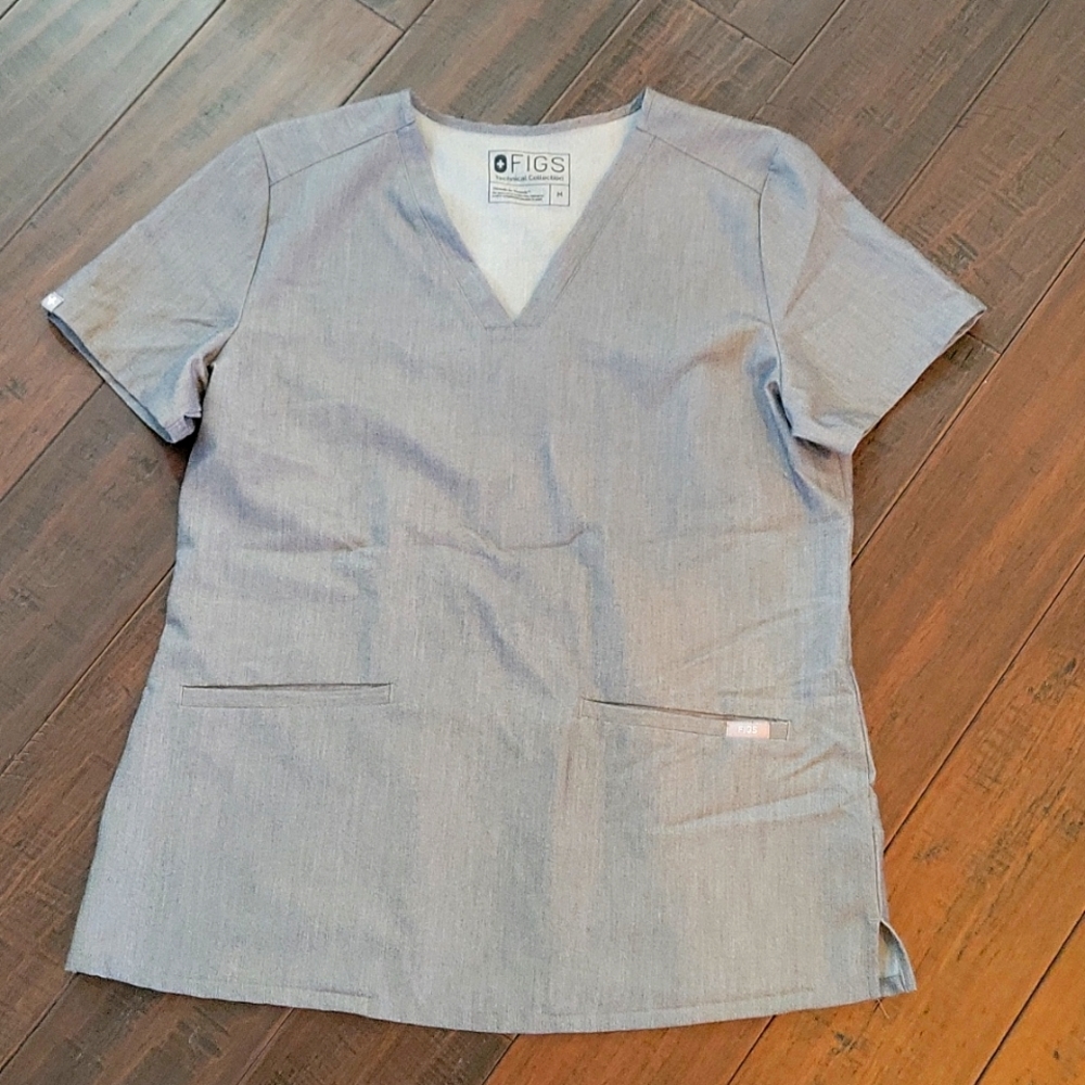 Figs technical scrub top